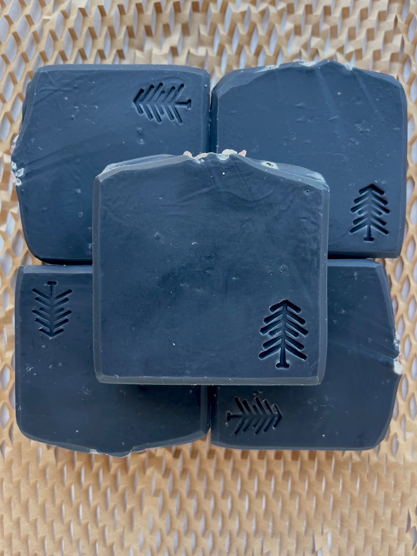 Black – Charcoal + Tea Tree Spa Bar